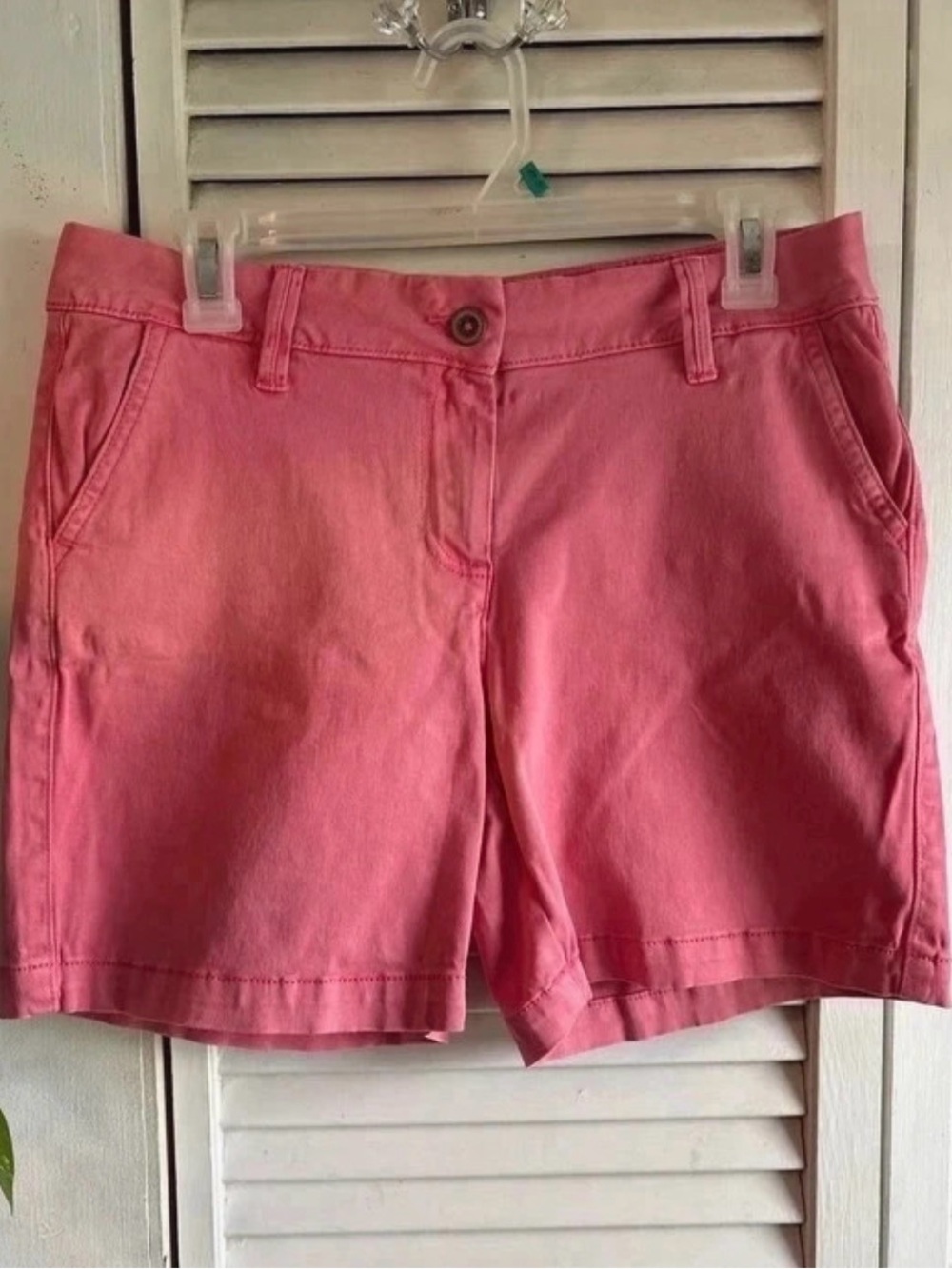 Classic Cotton Bermuda Shorts in Pink